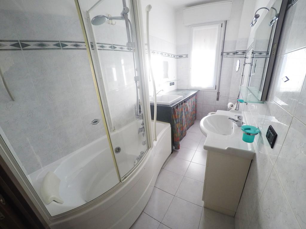 Casa Bella Fair Apartment Болоня Екстериор снимка