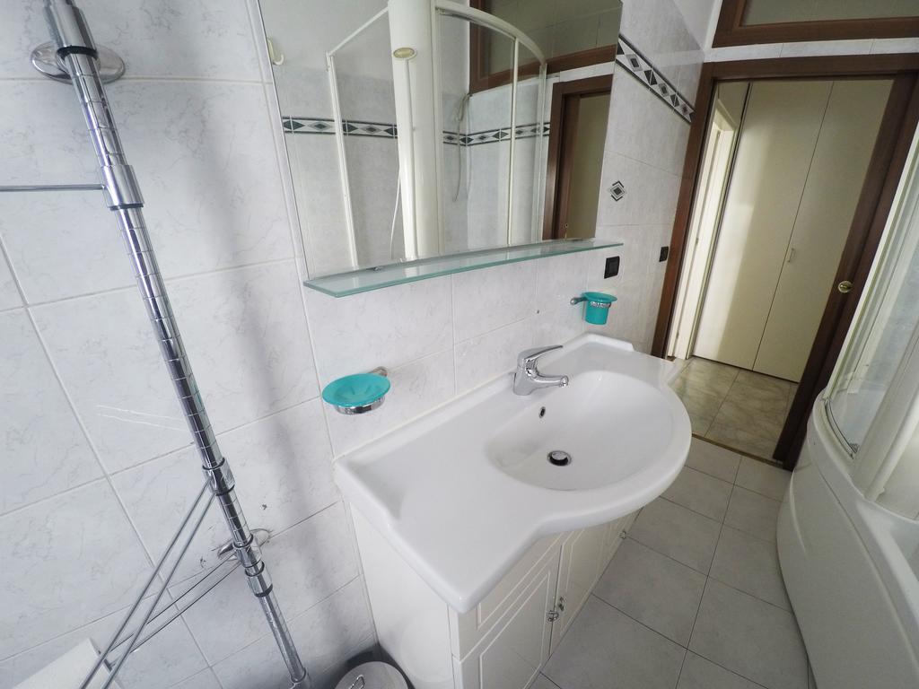 Casa Bella Fair Apartment Болоня Екстериор снимка